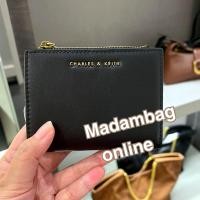 ราคา Charles Keith Mini Top Zip Wallet กระเป๋าสตางค์ใบสั้น (21245751626)