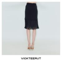 ราคา VICKTEERUT ราคาปกติ 7400 Re Edition Pencil Skirt with Pleated Hem กระโปรงสอบตกแต่งระบายอัดพลีท (21368390696)
