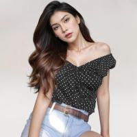 ราคา Closet Crush Off shoulder blouse with pokadot Black เสื้อเบลาส์เปิดไหล่ลายจุด (21311515818)