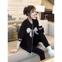 ราคา ชุดเบสบอลสไตล์อเมริกันลำลองสีดำเสื้อคลุมผู้หญิงเสื้อแจ็คเก็ตไซส์ใหญ่สไตล์เกาหลีใส่ด้านนอกสำหรับคนตัวเล็กแบบใหม่ฤดูใบไม้ร่วงปี2023 (20673377731)