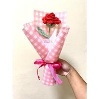 ราคา ช่อดอกกุหลาบ ช่อดอกไม้ไหมพรม ของขวัญปัจฉิม รับปริญญา วันเกิด วันครบรอบ (19316697485)