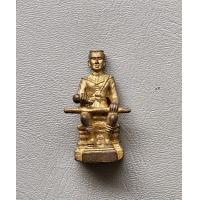 ราคา รูปหล่อพระนเรศวรนั่ง ขนาดสูง 2 5 ซ ม เนื้อทองเหลืองสภาพสวยค่ะ (19399329556)