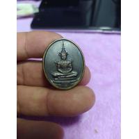 ราคา พระแก้วมรกต ภปร ฉลองวัดพระศรีรัตนศาสดาราม พ ศ 2525 (18046713480)