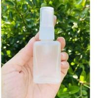 ราคา ขวดเต๋าขุ่นฝาสเปรย์พลาสติก 30ml สเปรย์ ขวดน้ำหอม ขวดแบ่งน้ำหอม ขวดแฟนซี ขวดใส่น้ำหอม ขวดบรรจุน้ำหอมและของเหลว สินค้าคุณภาพดี ขวดสวย (19101448992)
