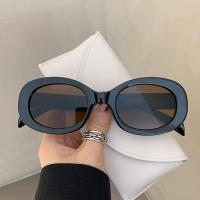 ราคา จัดส่งจากกรุงเทพฯ แว่นกันแดดทรงรีสไตล์ยุโรปและอเมริกาสำหรับฤดูร้อนของผู้หญิง (19952751223)