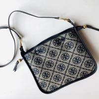 ราคา 2023 new Tory Burch T Monogram Two Colors Jacquard Drawstring Shoulder Bag Crossbody Bag (20015797335)