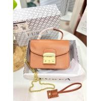 ราคา กระเป๋าFulra พร้อมกล่อง เรียบหรู มีสายสะพายยาว (20879459621)