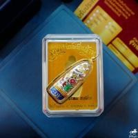 ราคา จี้หลอดสีปึ้งร้อยเสน่ห์พันรัก รุ่นรวยทรัพย์หมื่นล้าน 511 7068 เลี่ยมทองแท้ กรอบทอง 90 มีใบรับประกัน อัดกันน้ำ พระเลี่ยม (13136281440)