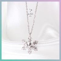 ราคา petite by PRAKYRE Estrella Snow Snowflake Necklace สร้อยคอรูปหิมะและดวงดาวสไตล์เรียบหรูอลังการ (20923196449)