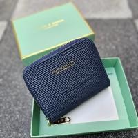 ราคา กระเป๋าสตางค์ใบสั้น ซิปรอบ ขนาดเล็กกะทัดรัด ด้านในสีแดง พร้อมกล่อง (21323149772)