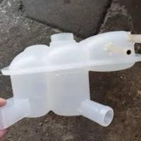 ราคา กระป๋องพักน้ำFord focus mazda3 ปี2004 2012 แกนทองแดง แข็งกว่าเดิม มาพร้อมฝา (15789453917)