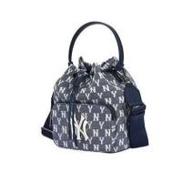 ราคา MLB กระเป๋า NEW YORK YANKEES JACQUARD กระเป๋าสะพายข้าง Women Bags Cross Body Shoulder Bags กระเป๋าสะพายข้าง (20970189313)