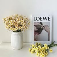 ราคา ดอกไม้ปลอม ดอกไม้ประดิษฐ์ กุหลาบปลอม ดอกกุหลาบปลอม ตกแต่งดอกไม้ ดอกไม้ประดิษฐ์ดอกกุหลาบ Rose 11 ชิ้น (21340499079)