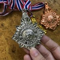 ราคา เหรียญรางวัล ถ้วยรางวัล รูปหยดน้ำ เหรียญกีฬาสี เหรียญรางวัลพลาสติก กีฬาสี แข่งขัน พร้อมสายคล้องคอ (20590369511)