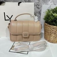 ราคา สุดปัง 5 สีใหม่ กระเป๋าถือสะพายทรงกล่อง lyn amour มีสายยาว (20063103213)