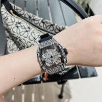 ราคา Dimini นาฬิกาผู้หญิงเพชรเต็มตัวสไตล์เกาหลีประดับเพชรนาฬิกาผู้หญิงแฟชั่นผู้หญิงอารมณ์หมุนได้สายนาฬิกาข้อมือยางหน้าปัดขนาดใหญ่ (19679908781)