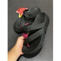 ราคา รองเท้าแตะfitflop สีเทา รองเท้าแตะผู้ชาย ผู้หญิงรองเท้าเพื่อ สุขภาพรองเท้าแตะแบบสวมตรงปก 100 ส่งของทุกวัน (18206642139)