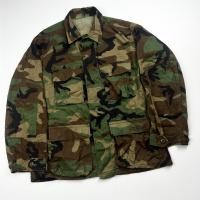 ราคา แจ็คเก็ตกระสอบ แจ็คเก็ตทหาร Propper Inc U S Army S W A T Woodland Camo Combat Coat ปี94 แจ็คเก็ตเดินป่า แจ็คเก็ตวินเทจ งานแท้ มี 1ตัว สภาพตามรูป (21363110799)