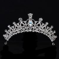 ราคา Retro การออกแบบที่ไม่เหมือนใคร Charming Bride Crown พลอยเทียมประกาย Zircon บุคลิกภาพสาววันเกิด Party เครื่องประดับผมแบบเจ้าหญิงมงกุฎเจ้าสาว Headband งานแต่งงาน Royal Crown (8901282417)