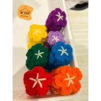 ราคา ดอกไม้ไหมพรมขนาดเล็ก งานปักไหมพรม สำหรับงานฝีมือ และ DIY ได้หลากหลายแบบ เช่น กิ๊ฟติดผม กระเป๋า เสื้อผ้า (20740021615)