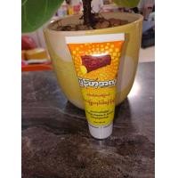 ราคา รองพื้นและกันแดดทานาคาแท้จากพม่า กลิ่นหอมสดชื่นปรับระดับสีผิวดูสว่างธรรมชาติ มี2 สูตร (21146298298)