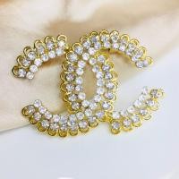 ราคา ขายส่ง 1 แบบ เข็มกลัดไปงาน เข็มกลัดชาแนล ราคาถูก เข็มกลัดเพชร เข็มกลัด (15823912616)