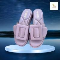 ราคา รองเท้าส้นเตารีดสูง 2 นิ้ว สวมหน้าเข็มขัดทรง BOYY รุ่น GD NC2227 (18423304830)