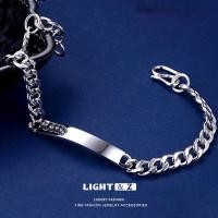 ราคา สร้อยข้อมือเงินฉบับภาษาเกาหลีอ่อน Z กำไลข้อมือสำหรับผู้ชายสร้อยข้อมือคู่รักสร้อยข้อมือผู้ชายทันสมัยแบบเรียบง่าย (17766009756)