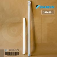 ราคา 162648J ใช้แทน 1626481 บานสวิงแอร์ Daikin บานบน บานสวิงแอร์ไดกิ้น รุ่น FTE09MV2S FTM13NV2S อะไหล่แอร์ ของแท้ศูนย์ W60 4 cm H4 1 cm (17445376215)