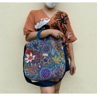 ราคา ส่งฟรี กระเป๋าผ้าฝ้ายทอมือ ย้อมครามธรรมชาติ กระเป๋าผ้าฝ้ายด้นมือ กระเป๋าแฮนด์แมด กระเป๋าถือผ้าฝ้าย งานฝีมือ (16214789041)
