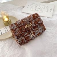 ราคา ชุดเซ็ตปักกระเป๋าแผ่นเฟรมด้วยริบบิ้น กระเป๋าสะพาย ปักแผ่นเฟรม (10358102424)