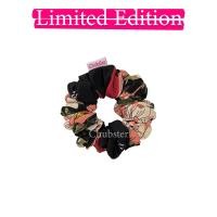 ราคา สีดำลายดอกไม้ mini 10cm ผ้าไหมอิตาลีพิมพ์ลาย ยางรัดผม (17425780463)