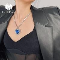 ราคา วันของขวัญ สร้อยคอประดับจี้ทะเลสีฟ้าสำหรับผู้หญิงประดับด้วยสร้อยคอสีแดงและไพลิน (19842699433)