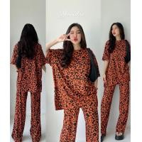 ราคา ชุดเซต 2 ชิ้น เสื้อแขนสั้นความยาวคลุมสะโพก มาคู่กางเกงเอวยางยืดขายาว ชุดเซต ชุดเซ็ท Yunaka (19365585499)