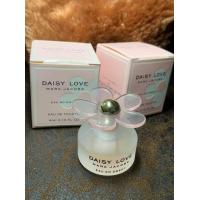 ราคา น้ำหอมจิ๋ว perfume03 (20396956743)