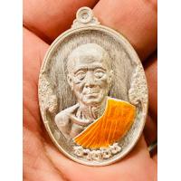 ราคา เหรียญพิมพ์รูปไข่ครึ่งองค์ รุ่น ปาฎิหาริย์๒ เนื้อเงิน ลงยาจีวร ๗๐ หลวงพ่อทอง วัดบ้านไร่ (19598788986)