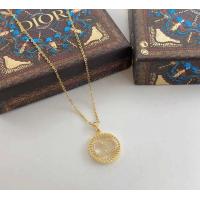 ราคา สร้อยคอchristian dior โลโก้ CD ฝังเพชร มา 1 สีนะคะ จี้สีทอง สายสร้อยสีทอง งานดีมากค่ะ (17322879252)
