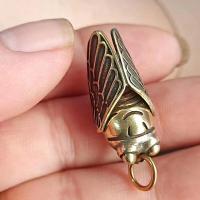 ราคา เครื่องประดับทองเหลืองทำด้วยมือจี้รูปจั๊กจั่นเล็กๆน้อยๆรวยเปิดโชค (20213468063)