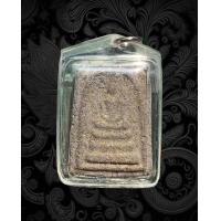ราคา พระสมเด็จญาณวิลาศเนื้อแดง หลวงพ่อแดง วัดเขาบันไดอิฐ ปี 2513 เนื้อดำ ผงตะไบทองเต็มองค์ เลี่ยมพร้อมใช้ 3294 (17549237863)
