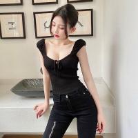 ราคา FASHIONJEANS พร้อมส่ง เสื้อไหมพรม ผูกเชือกด้านหน้า เอวลอย แขนสั้น ผูกโบว์ด้านหลัง สุดเซ็กซี่ 56008 (12376894448)