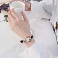 ราคา นาฬิกาข้อมือผู้หญิง หน้าปัดกลม มี 5 สี สไตล์วินเทจ มินิมอล นาฬิกาลำลอง (21176481719)