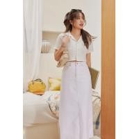 ราคา Sis story กระโปรงยีนส์ ยาว ทรงเอ เอวสูง ผ่าหลัง Sis SK 206 Honey back slit maxi denim skirt Dark blue White (21368131078)