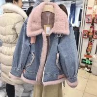 ราคา เสื้อกันหนาวบุใยฝ้ายผ้ายีนส์หนาพิเศษสไตล์เกาหลีแบบใหม่ใส่ในฤดูหนาวเสื้อกันหนาวบุใยฝ้ายขนแกะบุขนกำมะหยี่ใส่ขี่มอเตอร์ไซค์แบบสั้นไซส์ใหญ่สำหรับผู้หญิงเสื้อกันหนาวผู้หญิง (16933334015)