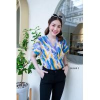 ราคา เสื้อคอวี ผ้า อัดพลีทลายมัดย้อม อก 38 50 ยาว 25 มี 5 สี เหลือง เขียว ม่วง แดง ฟ้า ราคาส่ง 250 บาท (21043820288)