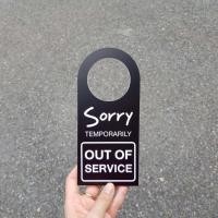 ราคา ป้ายแขวน 1 หน้า ป้าย sorry temporarily out of service signage ลดล้างสต๊อก ป้ายแขวนประตู ป้ายพลาสวูด (9951457406)