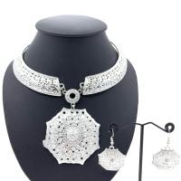 ราคา Vintage jewelry สร้อยอีสานชุดล้านนาไทสร้อยเงินต่างหูสีทอง (9172050770)