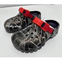 ราคา รองเท้า crocs รุ่นใหม่สำหรับผู้ชายสินค้าใช้ดีสินค้าตรงปกส่งเร็ว (15397139836)