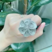 ราคา Titapa jewelry แหวนเพชรหน้ากว้างดอกไม้ฝังจิกไข่ปลา รุ่นใหม่ดีไซน์สวยมากใส่สวยเต็มนิ้ว งานปราณีตมากเพชรสวยคัดทุกเม็ดนำ้100เพชรสวยเล่นไฟระยิบระยับ เหลี่ยมเพชรH A ตัวเรือนมีน้ำหนักแข็งแรง แบบทันสมัย เรีย