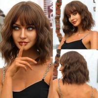 ราคา HAIRCUBE วิกผมสังเคราะห์เป็นลอนวิกสั้นบ๊อบผมปลอมสีชมพูหยักหยิกยาวประบ่าวิกผมคอสเพลย์วิกผมมีสีสันในชีวิตประจำวัน (19950827266)