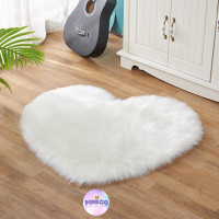 ราคา สินค้าพร้อมส่ง พรมขนแกะเทียม พรมขนยาว พรมขนมิ้งค์ พรมขนนุ่ม พรมปูเก้าอี้ พรมปูโซฟา ขนาด 60 90 cm (17628057700)